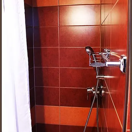 White & Quiet Apartment House Hévíz