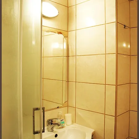 White & Quiet Apartment House Gasthof 4*