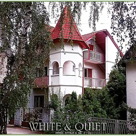 White & Quiet Apartment House