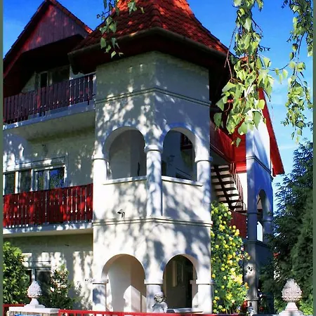 Guest house White & Quiet Apartment House Heviz
