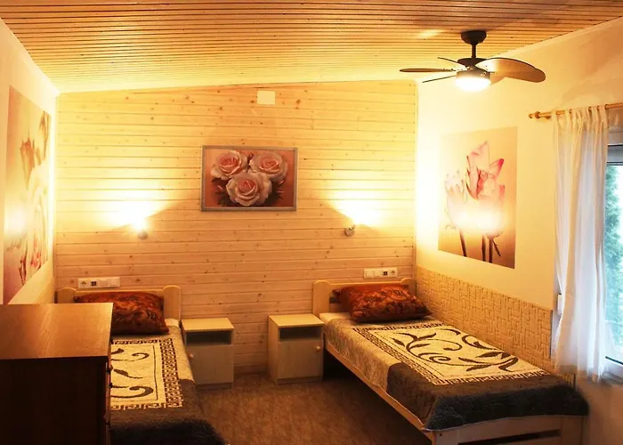 White & Quiet House 4* Hévíz